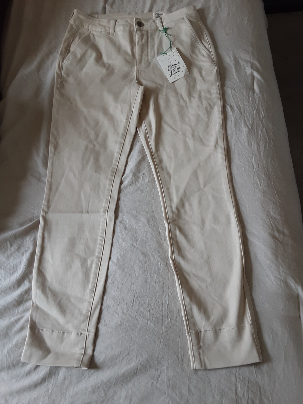 NWT Cosmic Blue Love Cream Color Jeans
